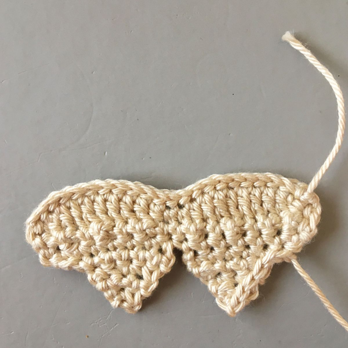 Blog-Inhaltsbild für 'Kostenlose Häkelanleitung Motte Milly'